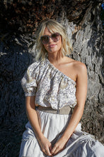 Load image into Gallery viewer, MISTY