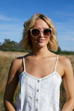 Load image into Gallery viewer, CLOVER - Milky Peach