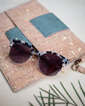 Load image into Gallery viewer, CORK CLUTCH Olive Green